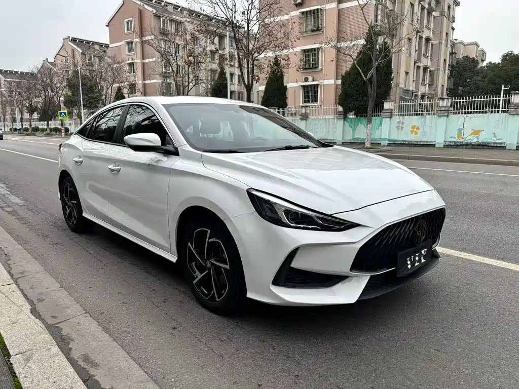 MG5 2021 300TGI DCT Green Luxury Edition купить на сайте DeffCars