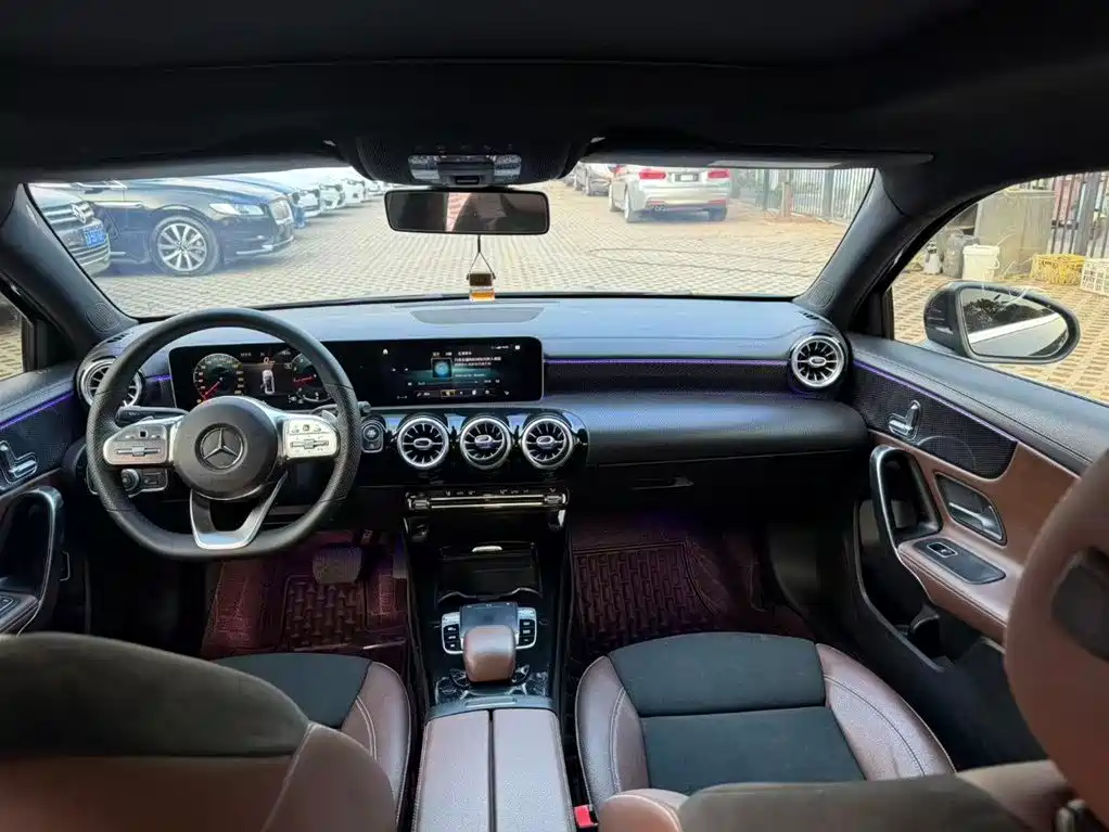 Mercedes-Benz A-Class 2020 A 200 L Sports Sedan купить на сайте DeffCars