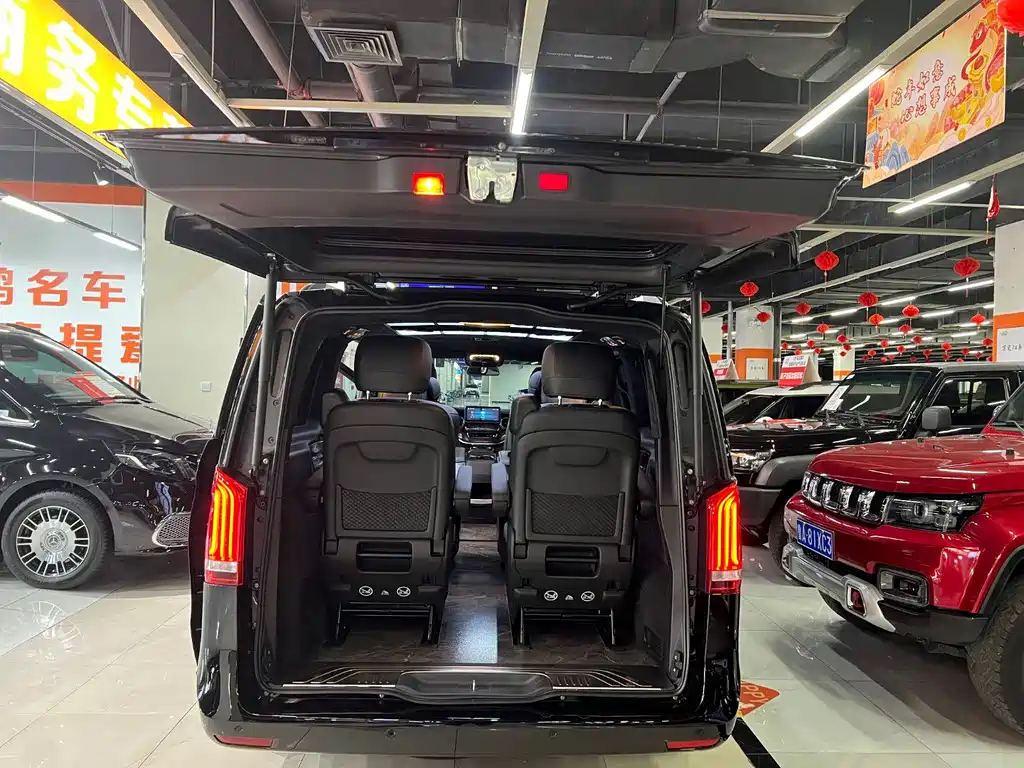 Mercedes-Benz V-Class 2022 V 260 Pilot Edition купить на сайте DeffCars