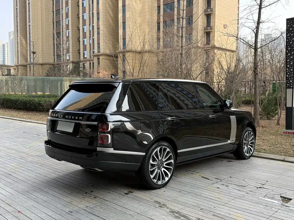 Range Rover 2022 3.0 L6 400PS Honor Creation Extended Edition купить на сайте DeffCars