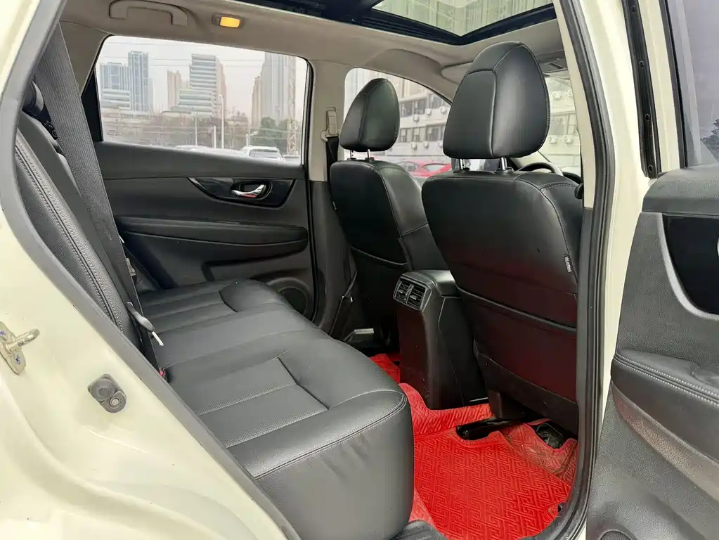 X-Trail 2021 2.0L CVT 2WD XE Fashion Edition купить на сайте DeffCars