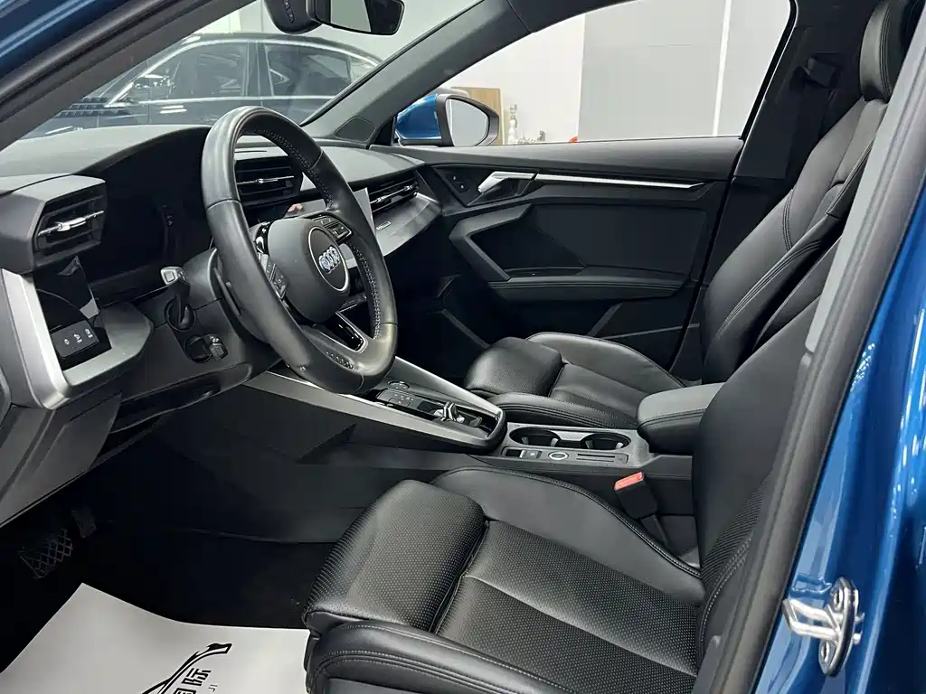 Audi A3 2021 Sportback 35 TFSI Fashion Sporty купить на сайте DeffCars