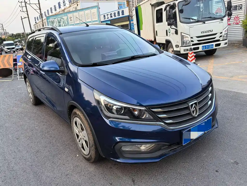 Baojun 310W 2017 1.5L Manual Comfort Type National V купить на сайте DeffCars