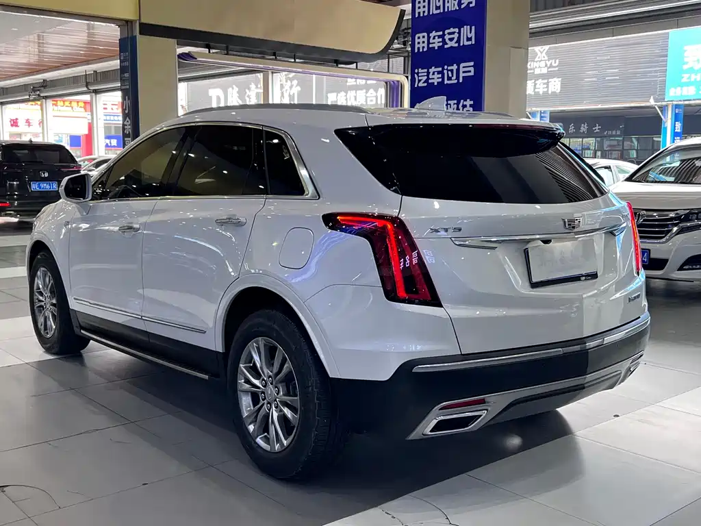 Cadillac XT5 2021 2.0T two-wheel drive luxury model купить на сайте DeffCars