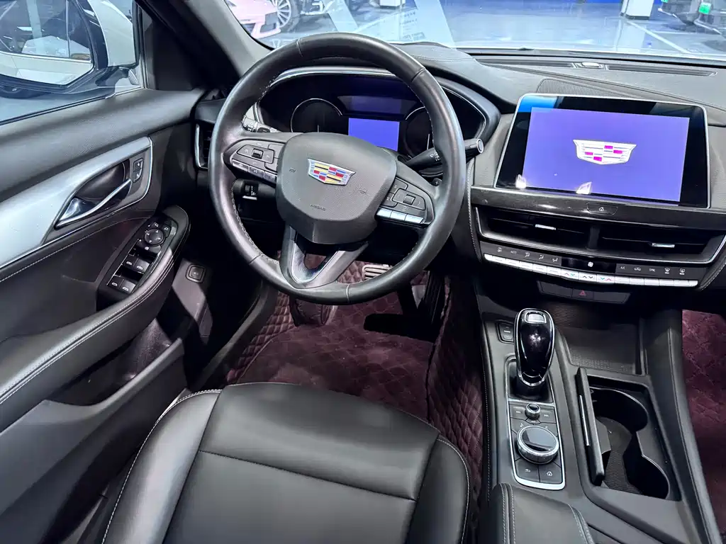 Cadillac CT5 2022 28T Fashion Model купить на сайте DeffCars