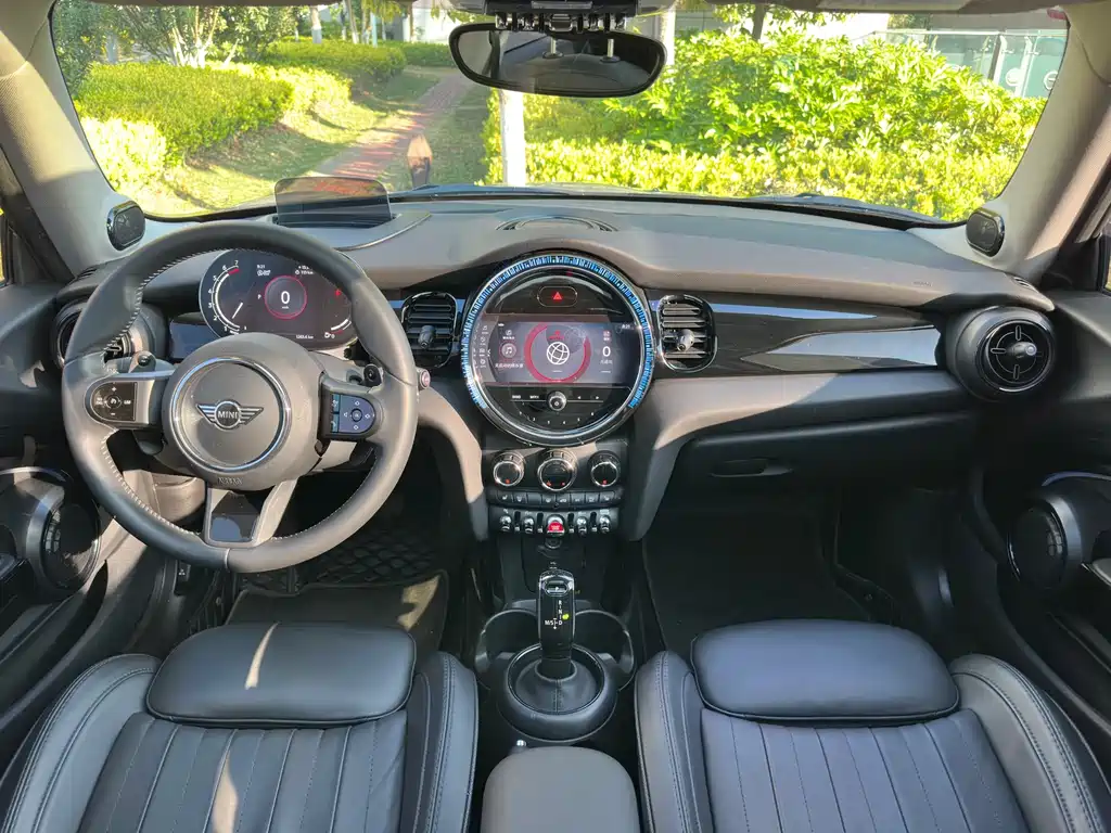 MINI 2023 2.0T COOPER S Artist купить на сайте DeffCars