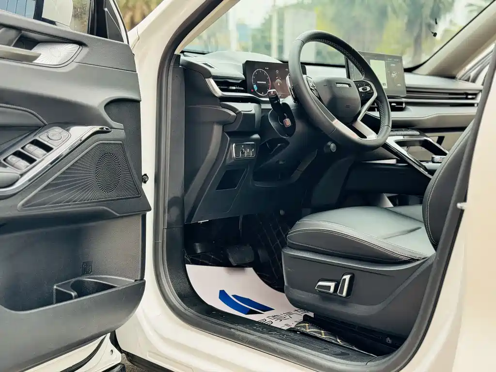 Haval H6 2021 third generation 1.5T automatic two-wheel drive Pro купить на сайте DeffCars