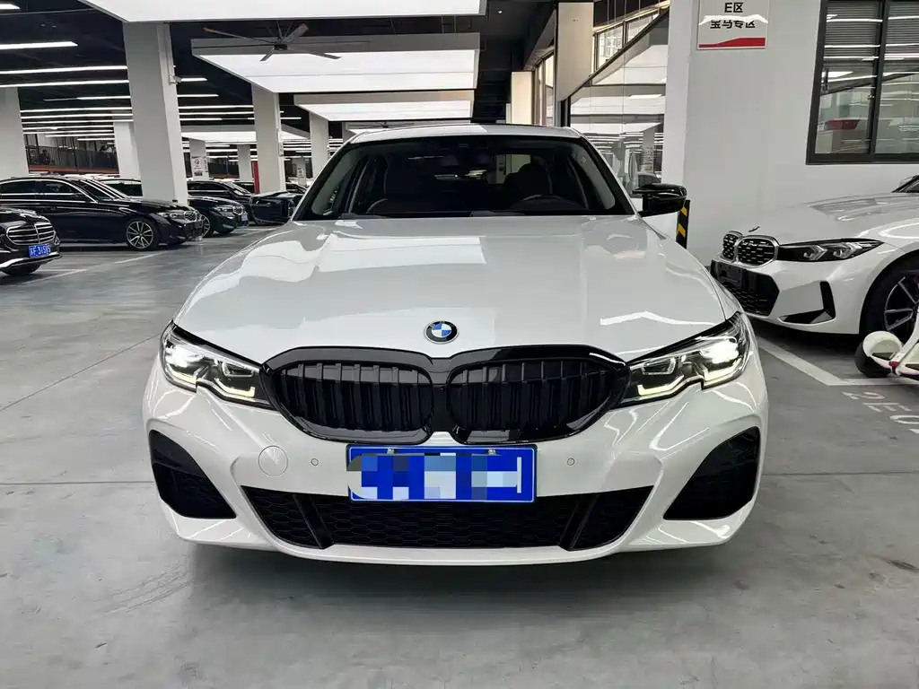 BMW 3 Series 2022 325i M Sports Package купить на сайте DeffCars