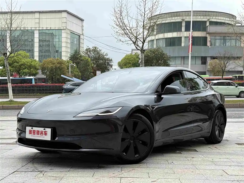 Model 3 2025 rear-wheel drive version купить на сайте DeffCars
