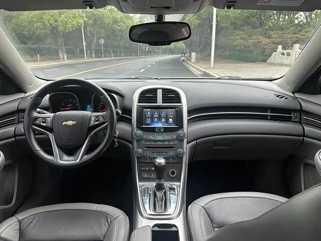 Malibu 2014 2.0L automatic luxury version купить на сайте DeffCars