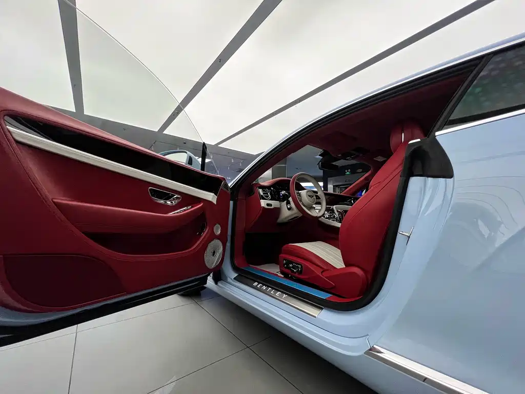 Continental 2022 4.0T GT V8 купить на сайте DeffCars