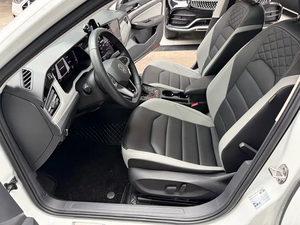 Bora 2023 300TSI DSG Premium Edition купить на сайте DeffCars