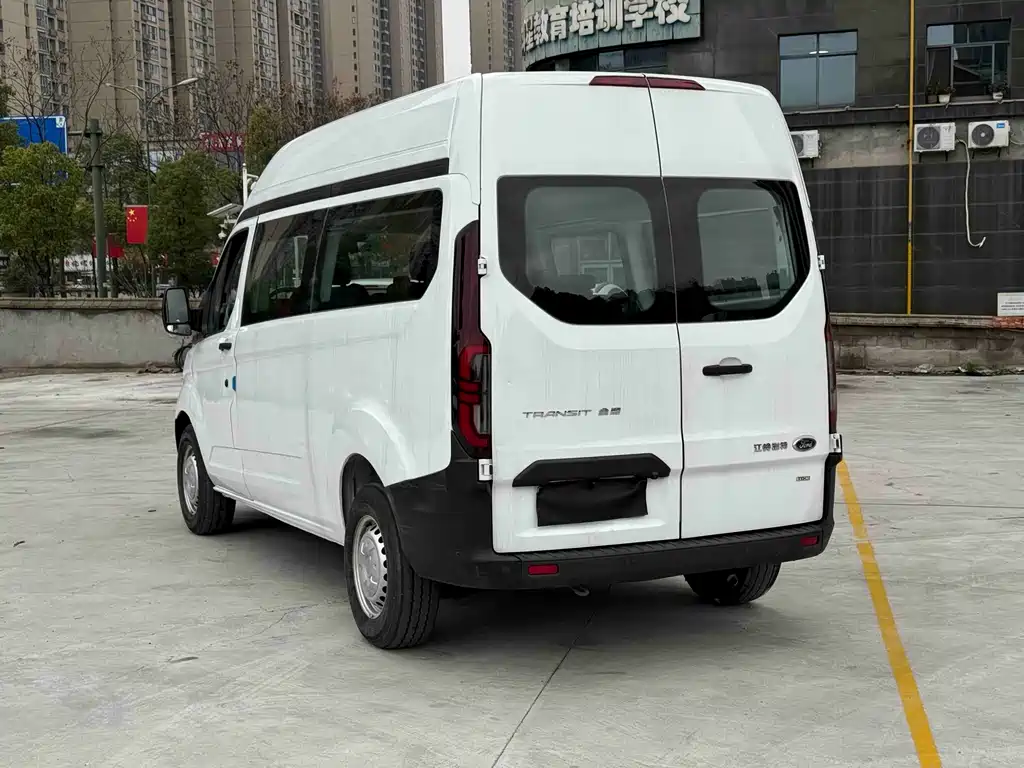 Transit 2023 2.0T diesel manual multi-functional commercial vehicle with 5/6 seats in the center axle and top купить на сайте DeffCars