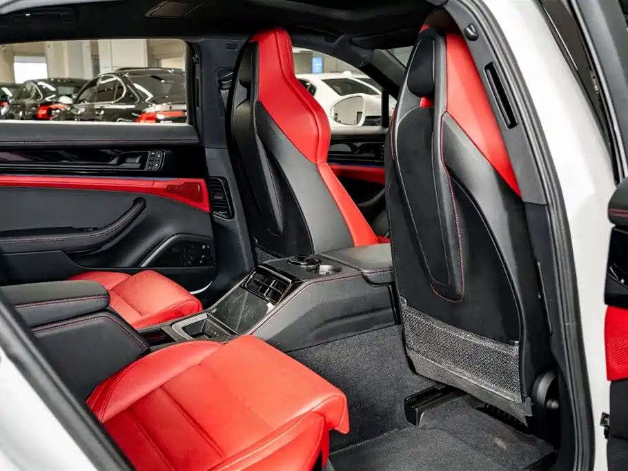 Panamera 2024 Panamera 4 Executive Extended Edition 2.9T купить на сайте DeffCars