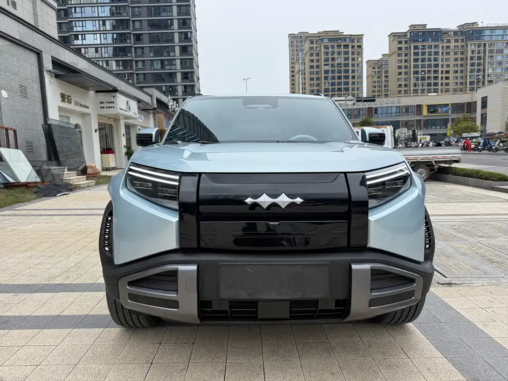 Titanium 3 2025 501KM four-wheel drive Ultra version купить на сайте DeffCars