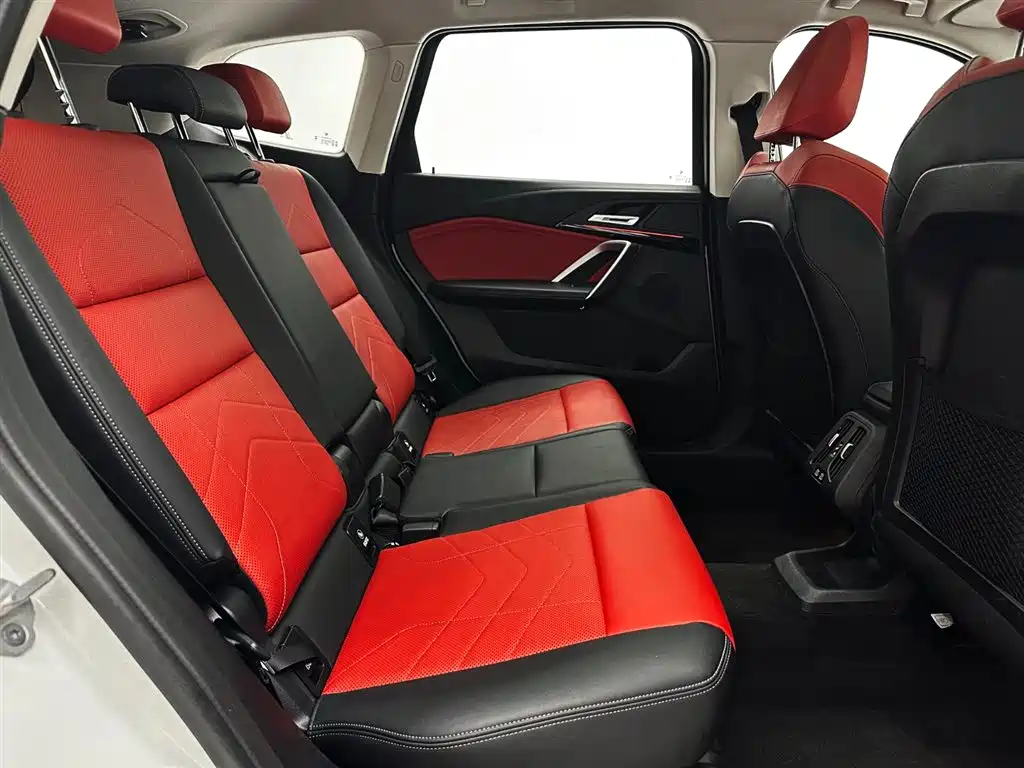 BMW X1 2023 sDrive20Li X Design Package купить на сайте DeffCars