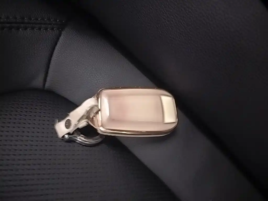 SIENNA 2023 2.5L Hybrid Premium Edition купить на сайте DeffCars