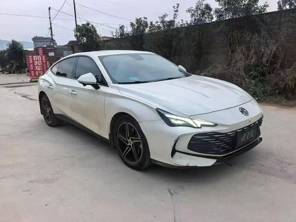 MG7 2023 2.0T Automatic Beauty Hunting Luxury Edition купить на сайте DeffCars