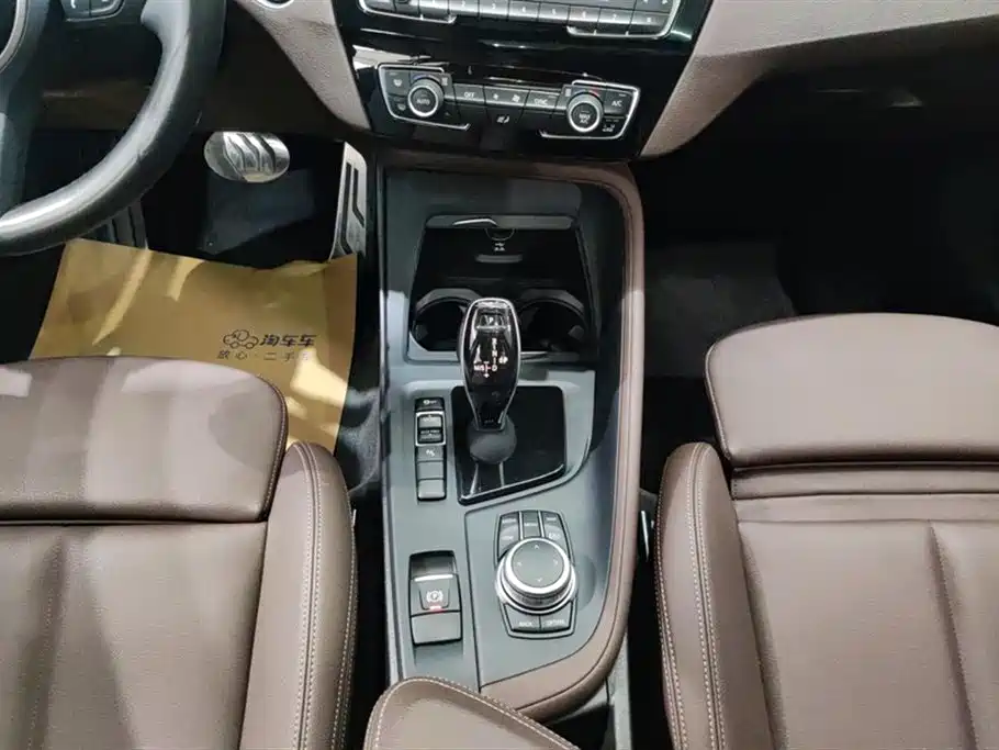 BMW X1 2022 sDrive25Li Leading Model купить на сайте DeffCars