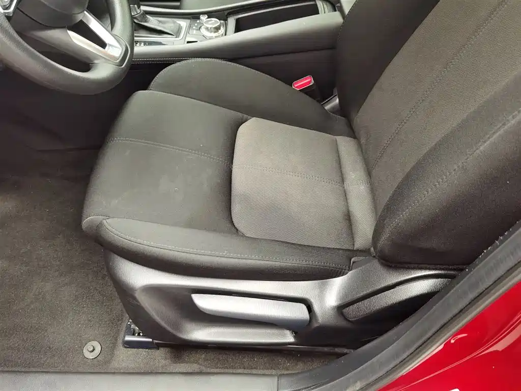 Mazda CX-4 2021 2.0L automatic two-wheel drive Blue Sky Vitality Edition купить на сайте DeffCars