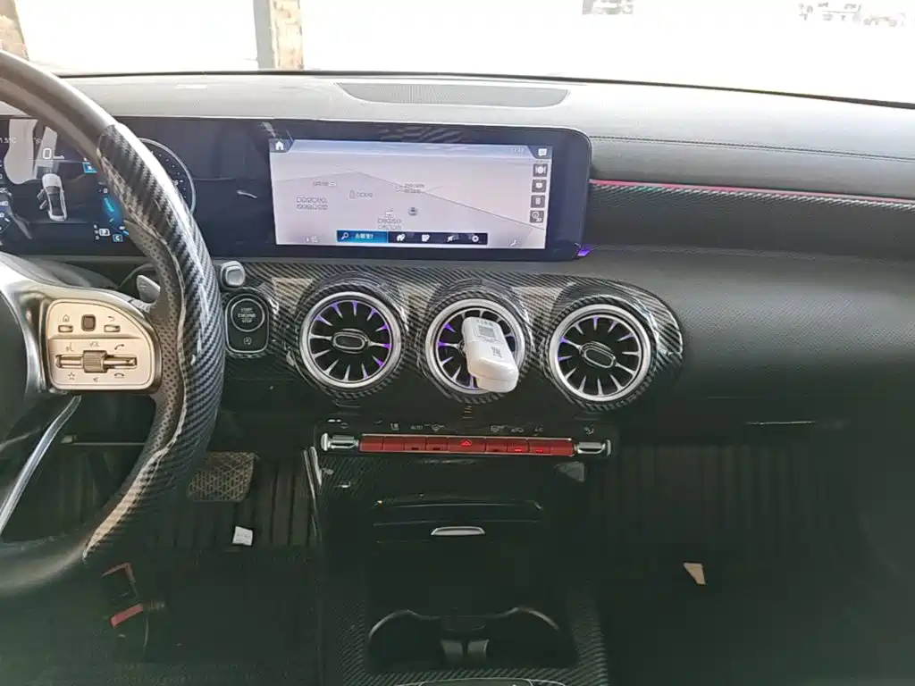 Mercedes A-Class 2022 facelift A 200 L sports sedan and fashionable model купить на сайте DeffCars