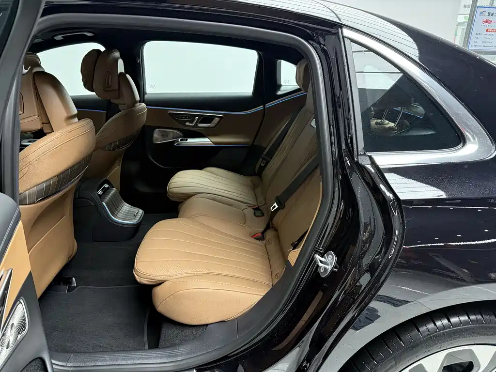 Mercedes-Benz E-Class 2026 E 300 L Luxury Model купить на сайте DeffCars