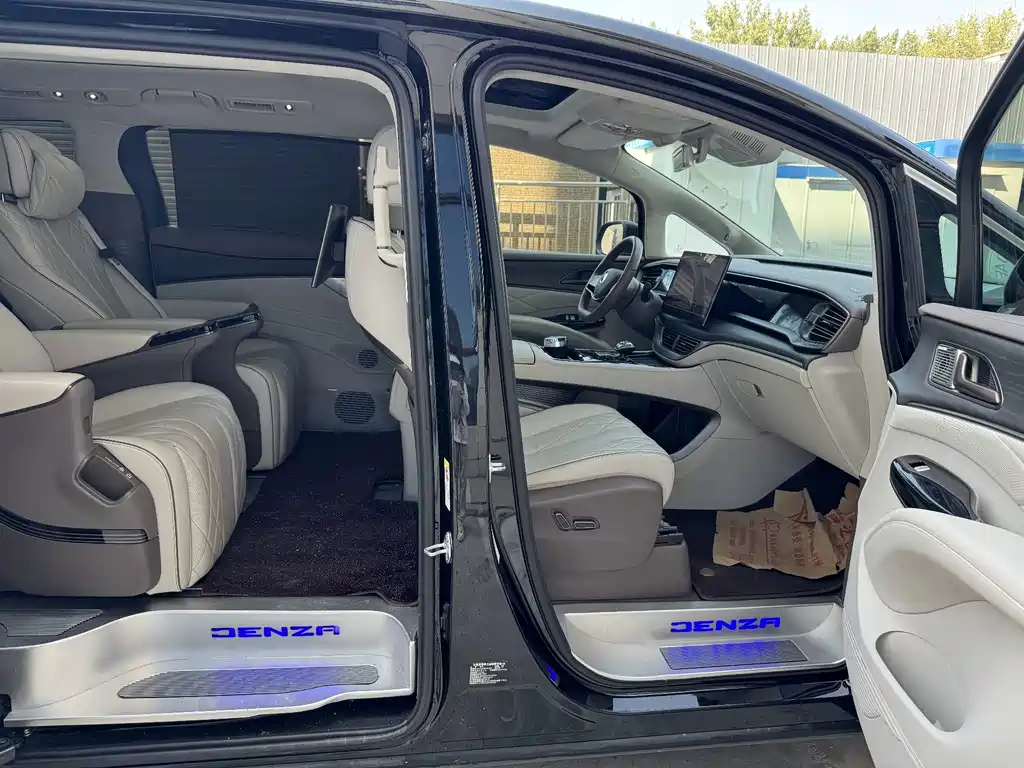 Denza D9 2022 DM-i 970 four-wheel drive flagship model купить на сайте DeffCars