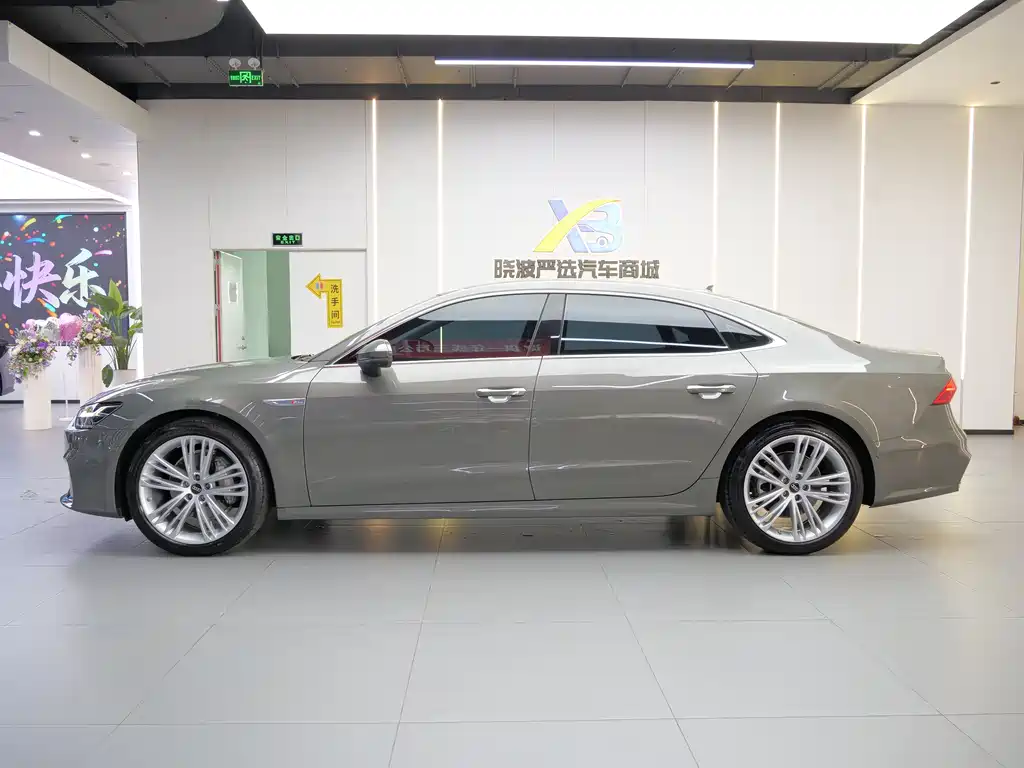 Audi A7L 2024 45 TFSI quattro luxury model купить на сайте DeffCars