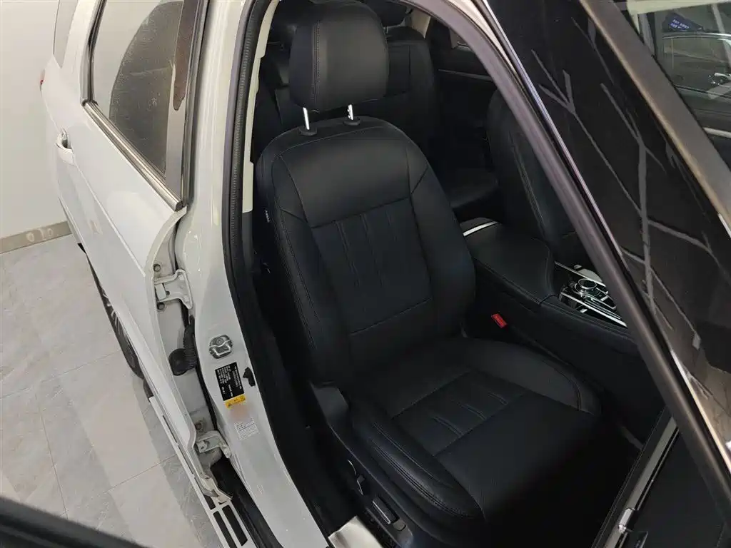 Changan CS95 2019 2.0T two-wheel drive luxury model купить на сайте DeffCars