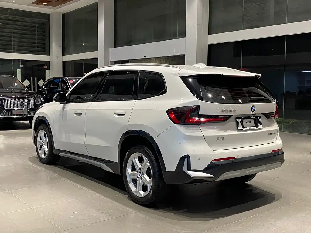 BMW X1 2023 sDrive20Li X Design Package купить на сайте DeffCars