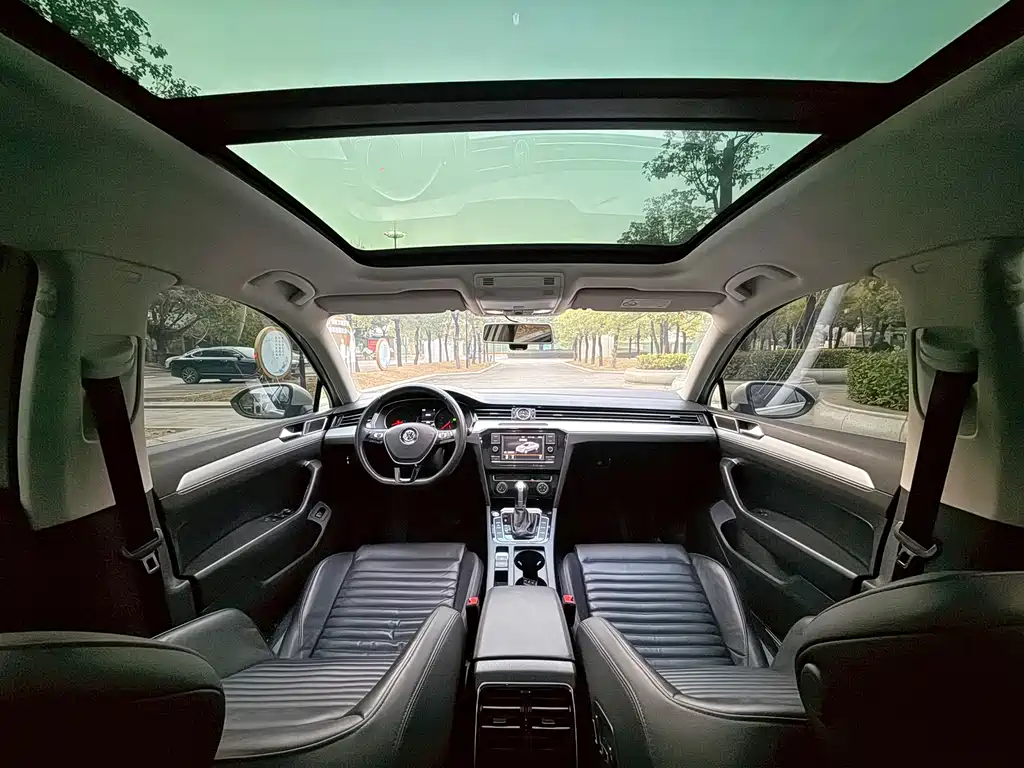 Magotan 2019 280TSI DSG leading model National VI купить на сайте DeffCars