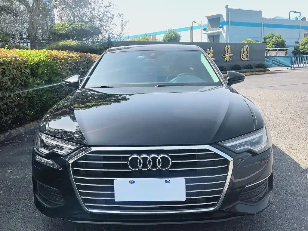 Audi A6L 2019 40 TFSI luxury and elegant model купить на сайте DeffCars