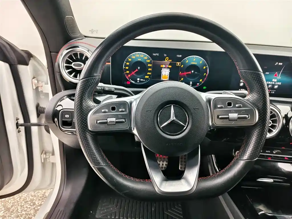 Mercedes-Benz CLA imported 2020 CLA 200 hunting sports car купить на сайте DeffCars