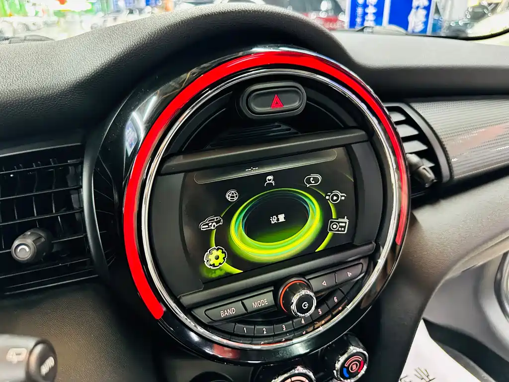 MINI 2016 1.5T COOPER купить на сайте DeffCars
