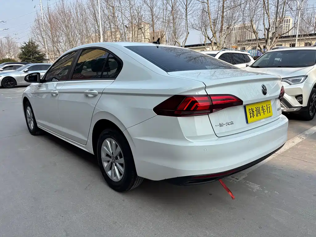Bora 2021 1.5L Automatic Fashion Smart Connected Edition купить на сайте DeffCars