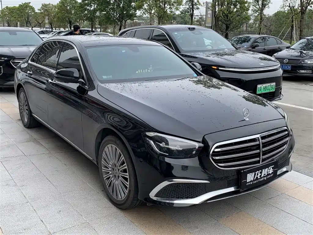 Mercedes-Benz E-Class 2023 E 300 L Luxury Model купить на сайте DeffCars