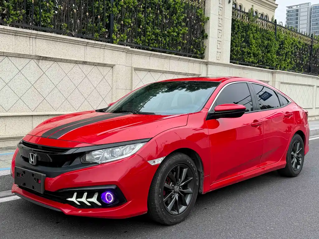 Civic 2019 220TURBO CVT Dynamic Edition National V купить на сайте DeffCars