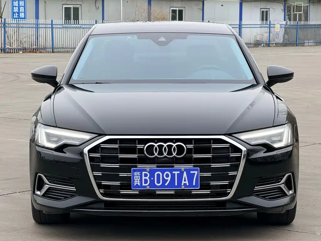 Audi A6L 2023 40 TFSI luxury and elegant model купить на сайте DeffCars