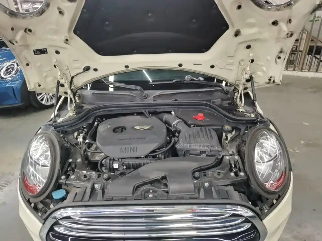 Mini 2016 1.5T cooper five-door edition купить на сайте DeffCars