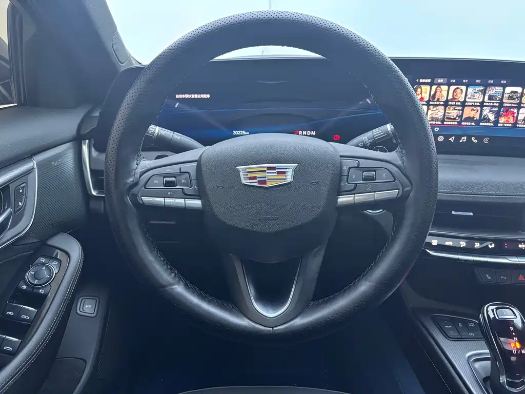Cadillac CT5 2024 28T Luxury Pro купить на сайте DeffCars