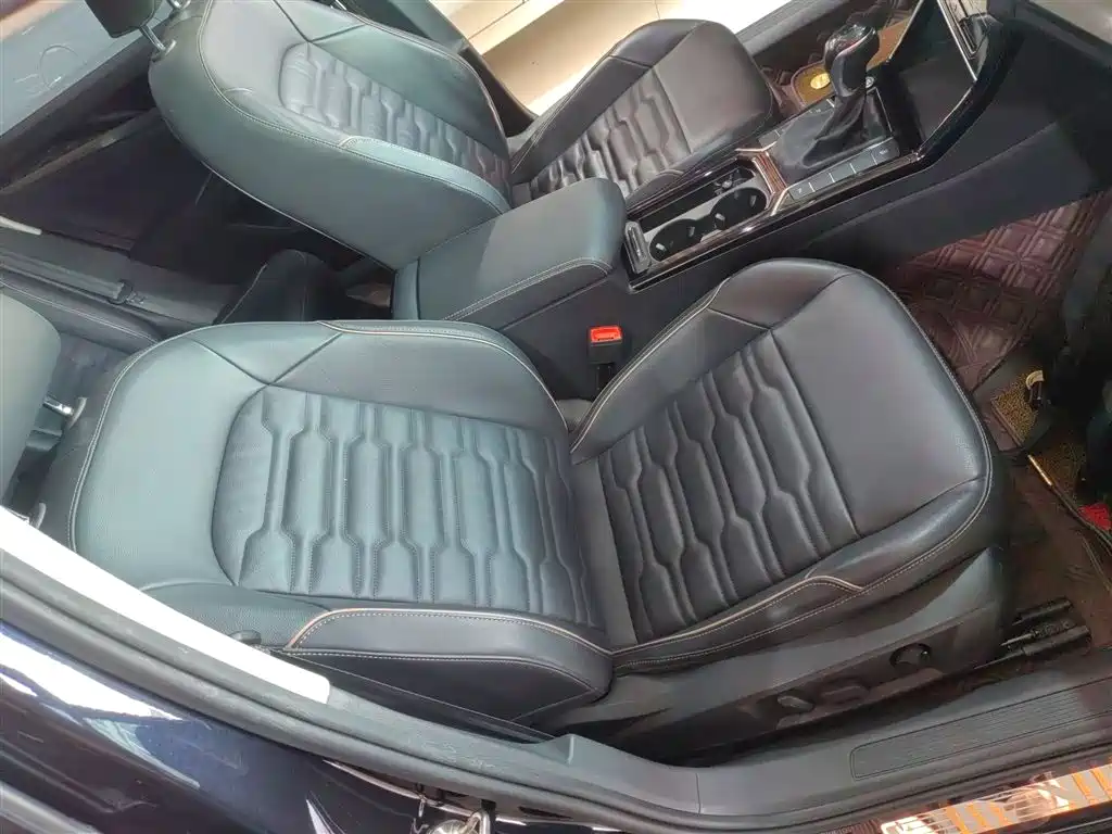Passat 2020 facelift 330TSI Elite Edition National VI купить на сайте DeffCars