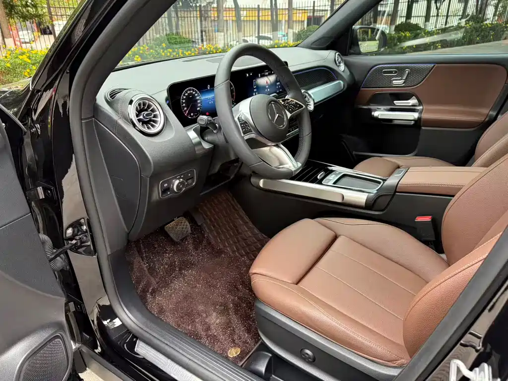 Mercedes-Benz GLB 2025 GLB 220 Fashion Model купить на сайте DeffCars