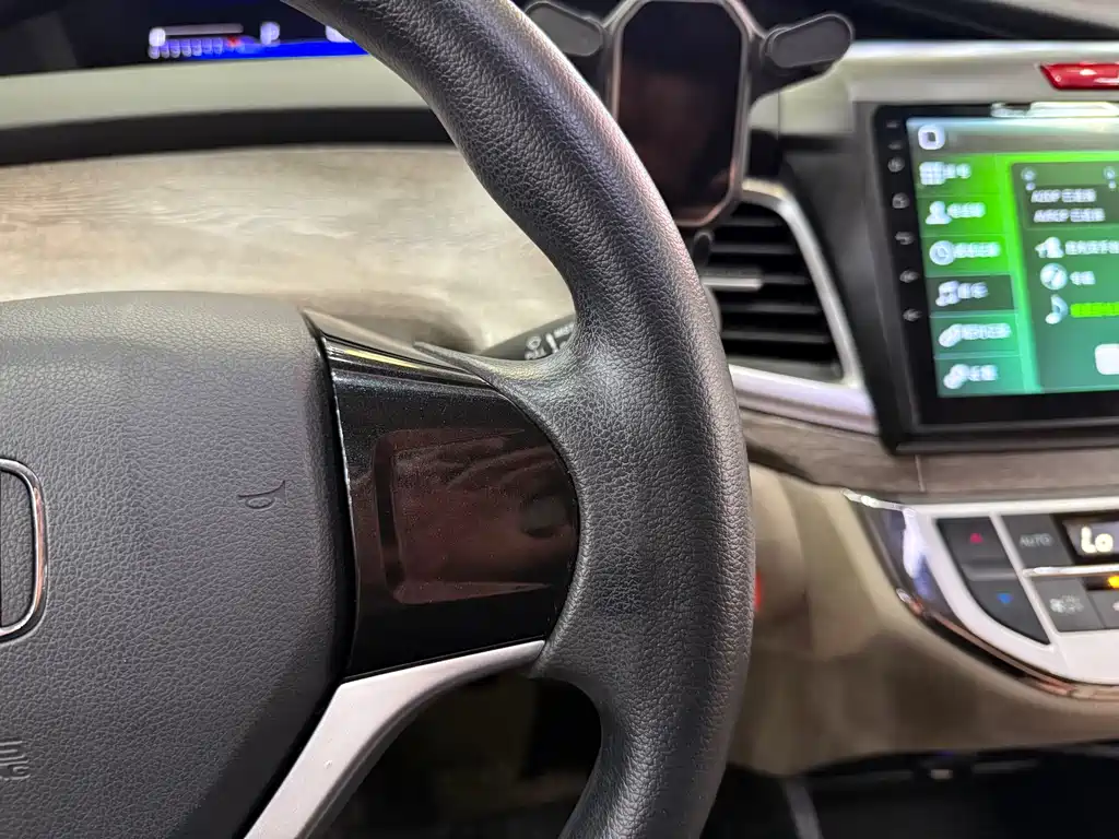 Jade 2017 1.8L automatic comfort version 5 seats купить на сайте DeffCars