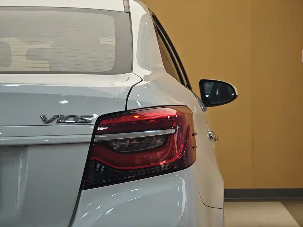 Vios 2022 1.5L 20th Anniversary Edition купить на сайте DeffCars