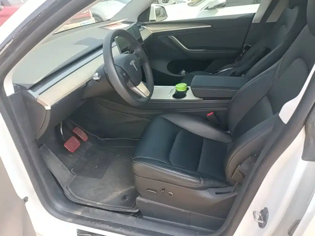 Model Y 2022 facelift rear-wheel drive version купить на сайте DeffCars