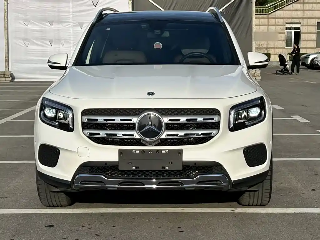 Mercedes GLB 2023 220 Fashion Edition купить на сайте DeffCars