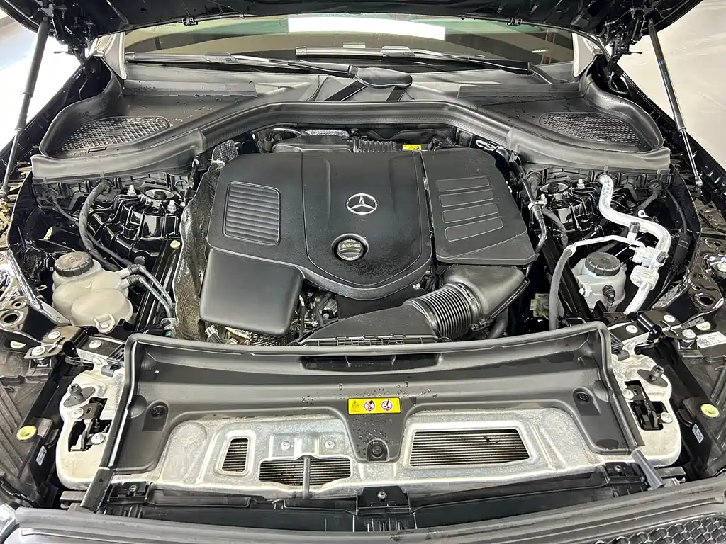 Mercedes-Benz GLC 2024 facelift GLC 260 L 4MATIC luxury model 5 seats купить на сайте DeffCars