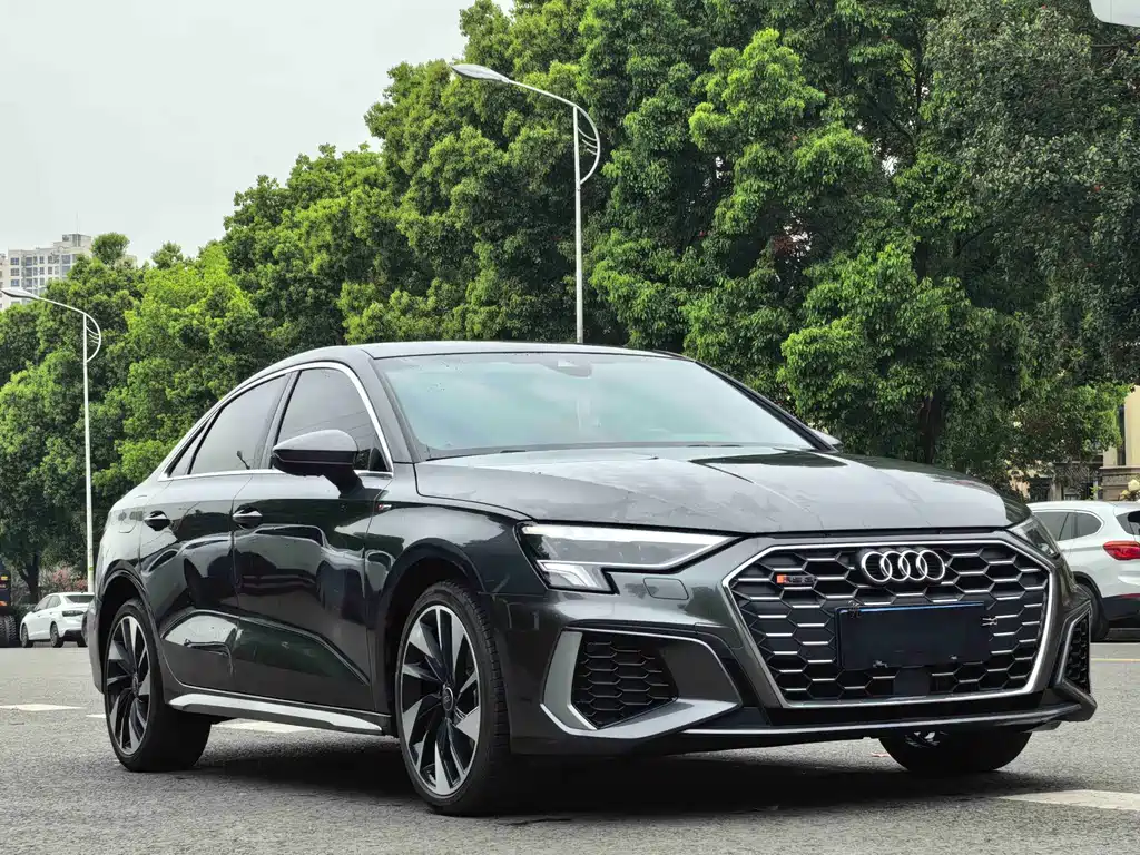 Audi A3 2023 A3L Limousine 35 TFSI Fashionable and Sporty купить на сайте DeffCars