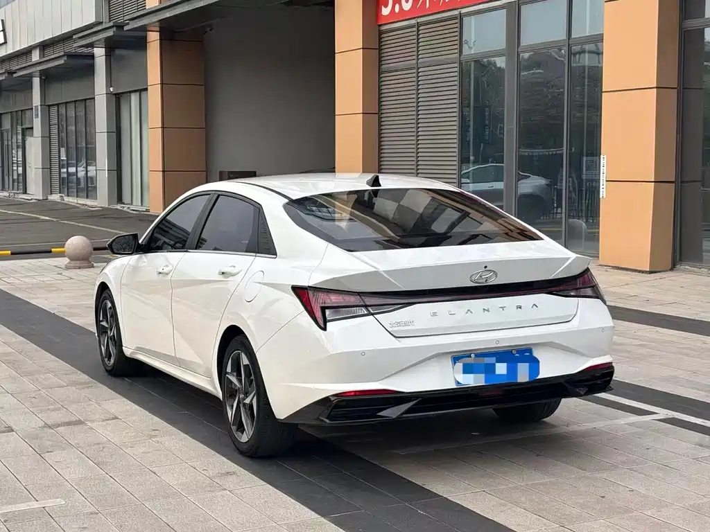Elantra 2022 1.5L CVT LUX Premium Edition купить на сайте DeffCars