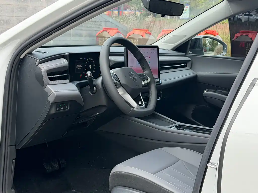 Lavida 2026 1.5L automatic 5 million version купить на сайте DeffCars